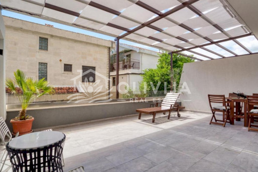 Квартира с 1-ой спальней рядом с морем в Бечичи, Черногория