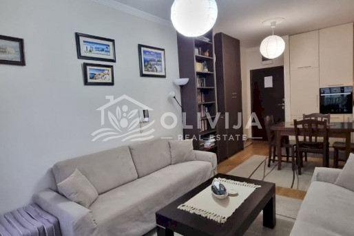 Квартира с 2-мя спальнями в центре Будвы, Черногория