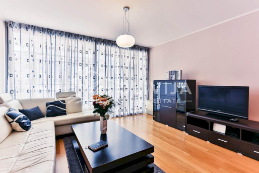 Apartment with 2 bedrooms in the center of Budva, Montenegro