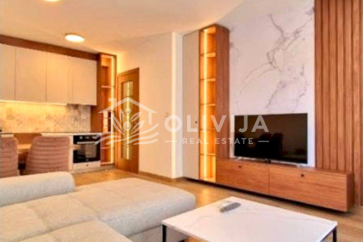 One bedroom apartment near the sea in Budva