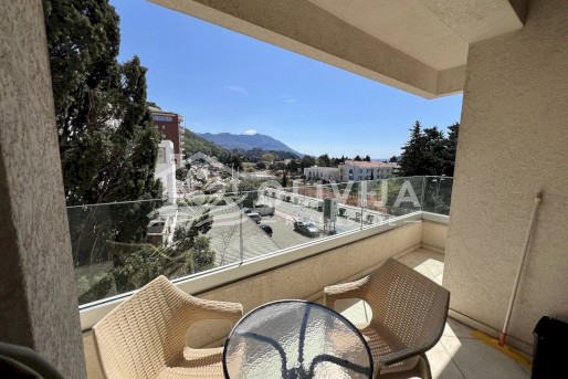 One-bedroom apartment for rent near the sea in Budva, Montenegro