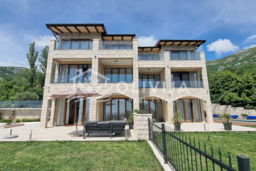 Роскошные виллы с панорамным видом на Адриатическое море в Kuljače, рядом с Будвой