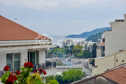 Квартира на продажу в Бечичи — вид на море, 300 м до пляжа