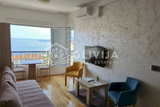 Apartment for rent with sea view in Przno, Montenegro