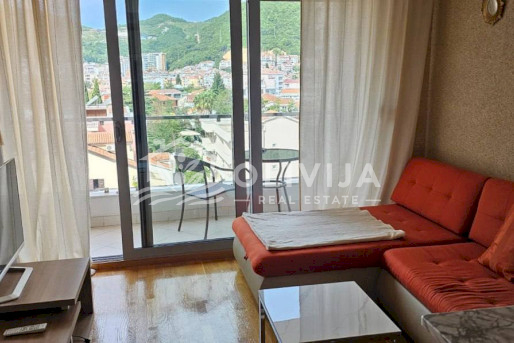 Аренда в центре Будвы, 2 минуты до моря